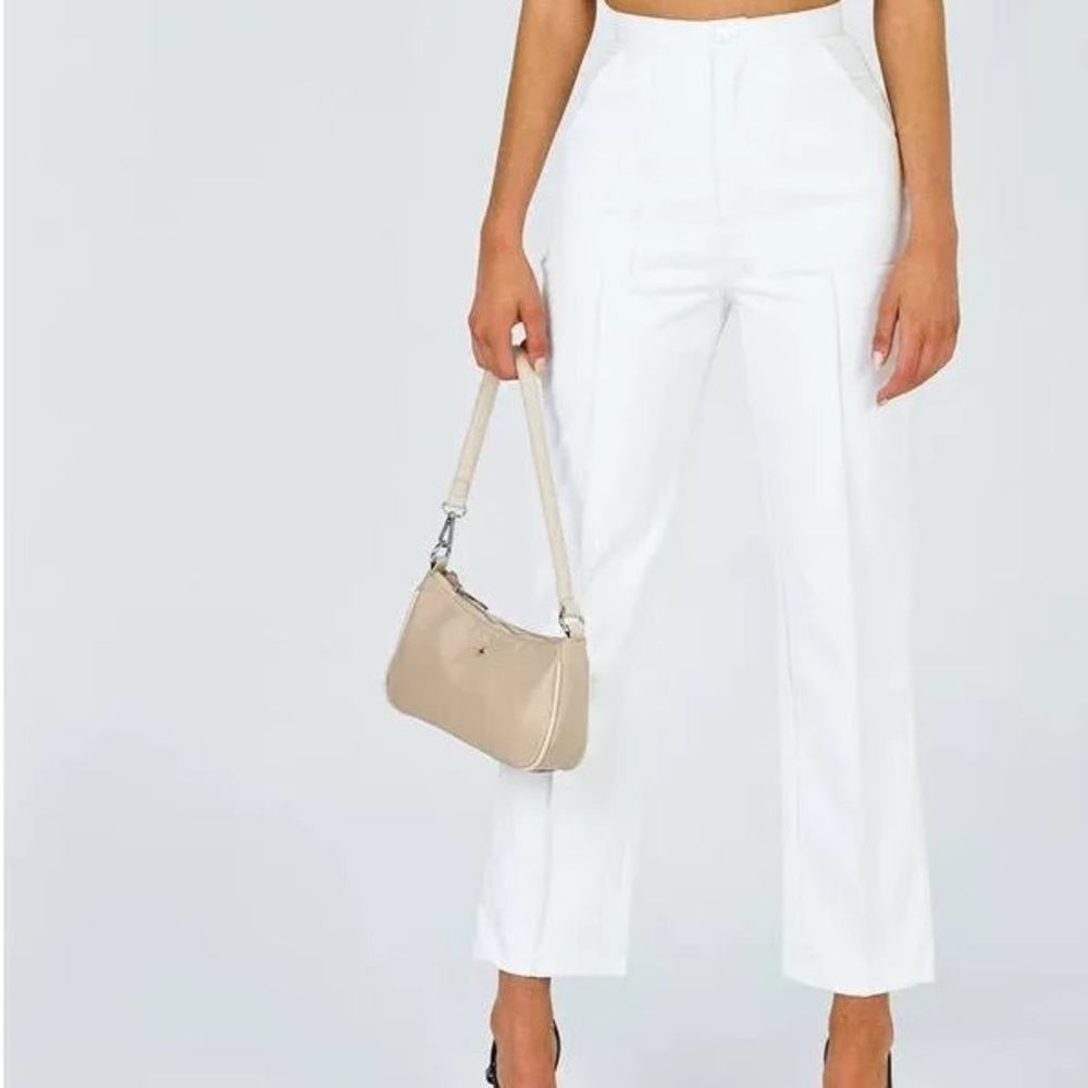 Princess Polly Encore Faux Leather High Waist High Rise White Crop Pants size 6 - Picture 2 of 16